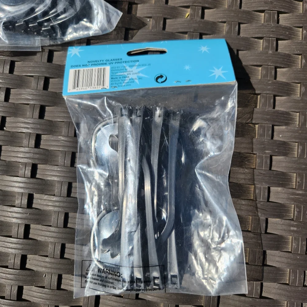 Spy Party Novelty Kids Glasses And Mini Treat Bags